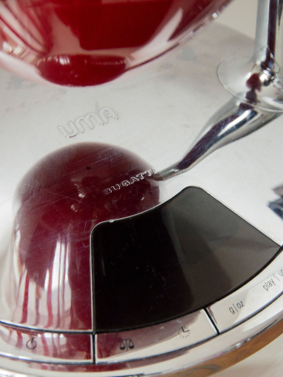 nour-appareil-electrique-vintage-balance-42-7