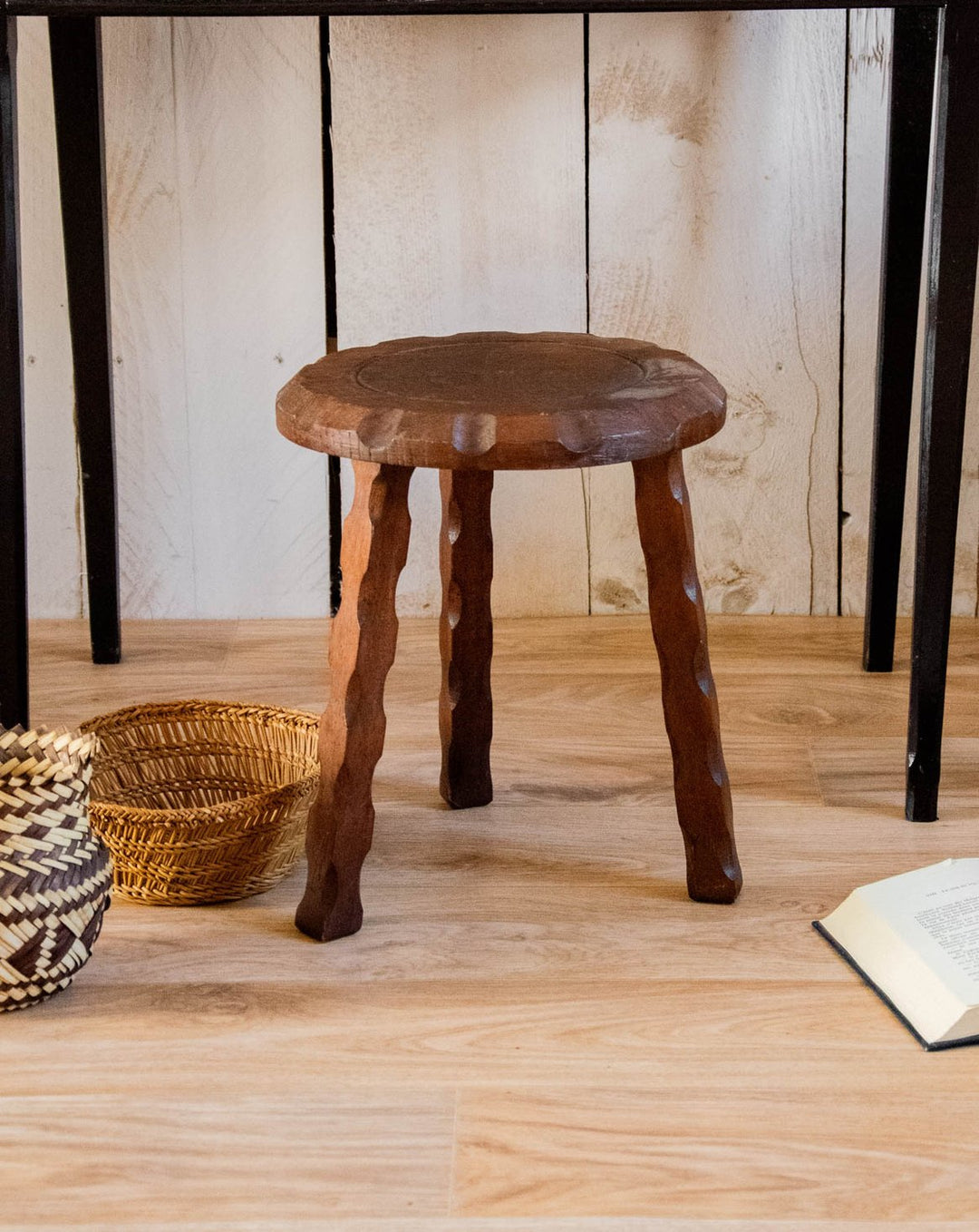 regis-tabouret-bois-881-1