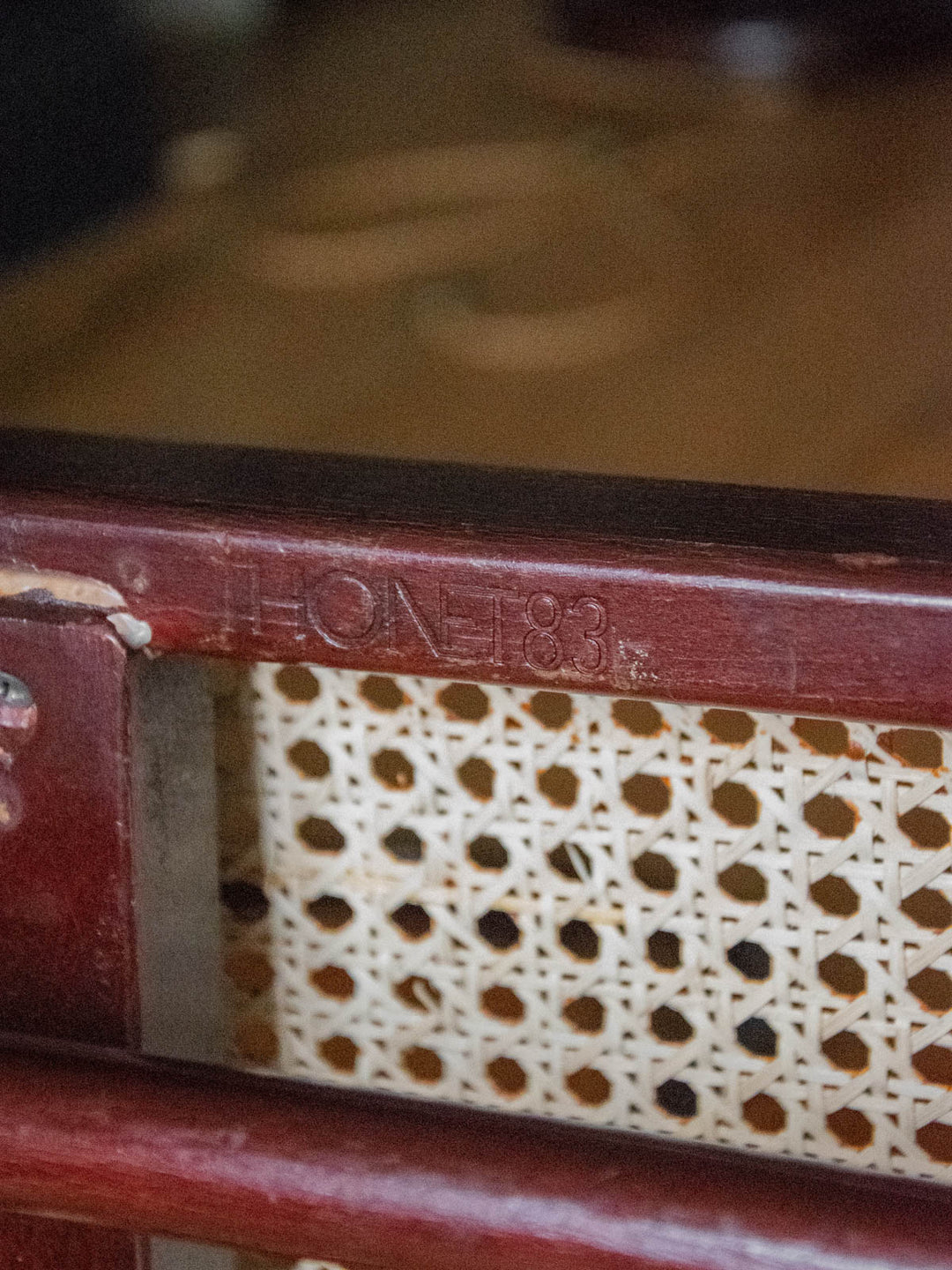 martine-banquette-thonet-43-9