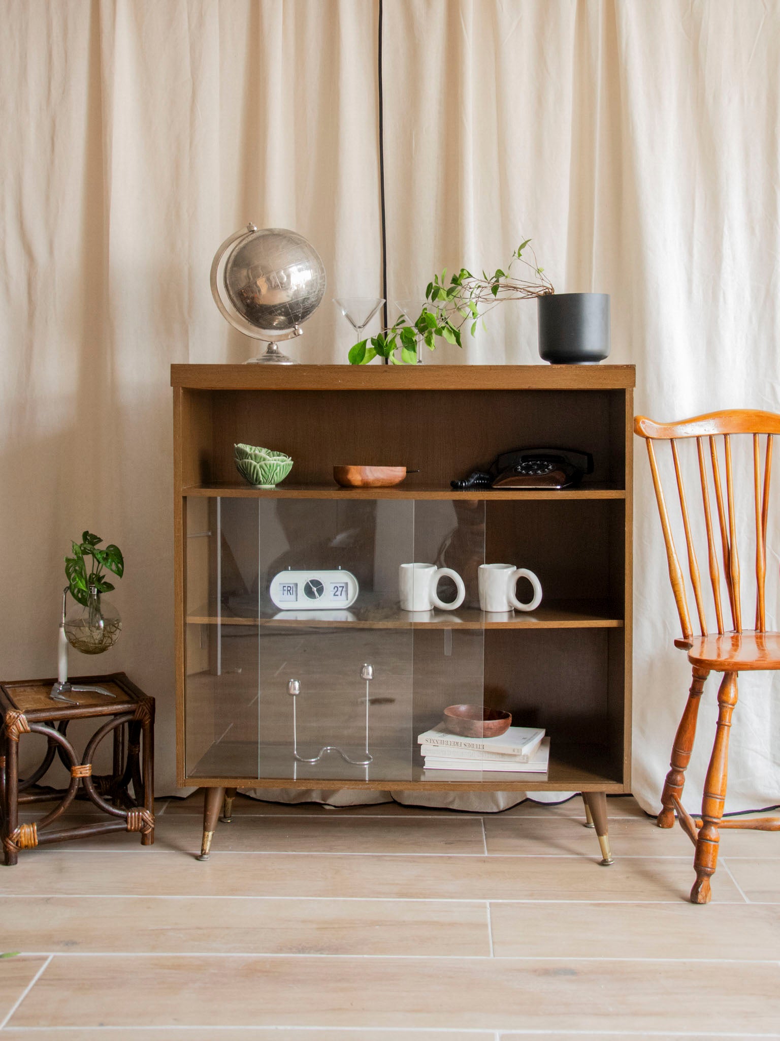 victoria-vitrine-bois-1303-2