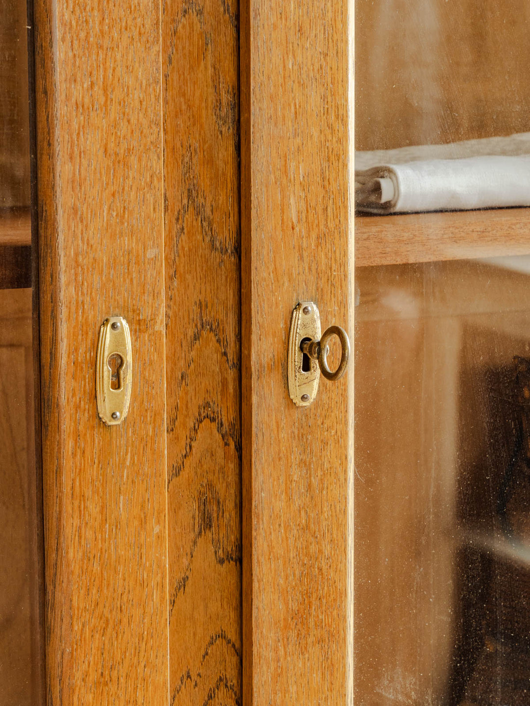 victoria-vitrine-chêne-105-7