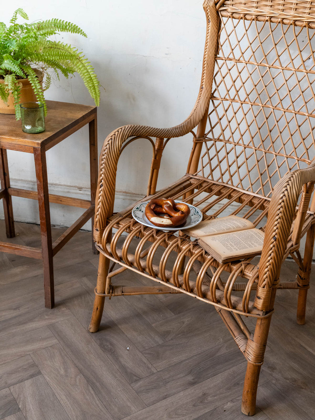 ernest-fauteuil-rotin-1642-3