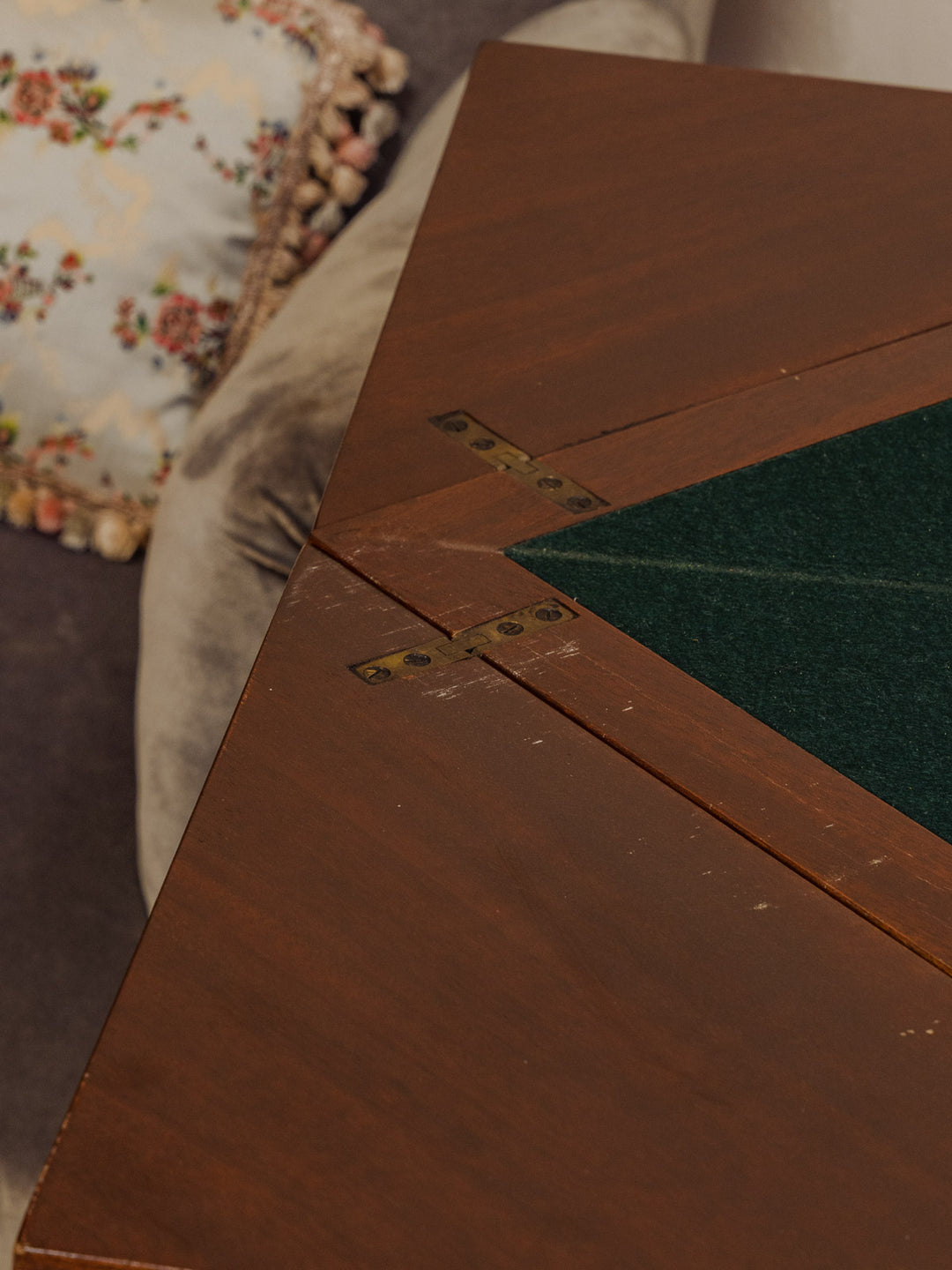 billie-table-jeux-acajou-7-10