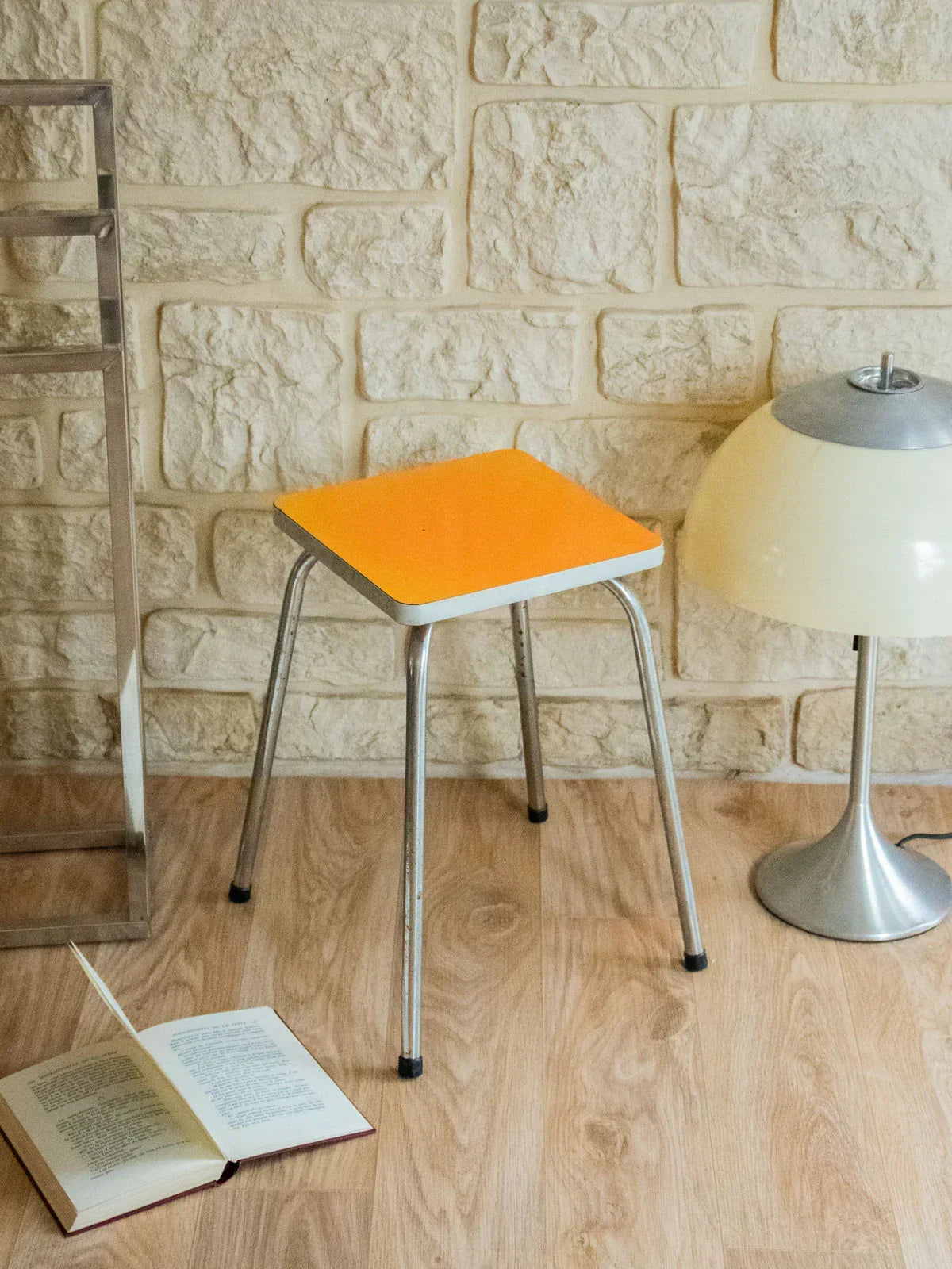 regis-tabouret-formica-723-2
