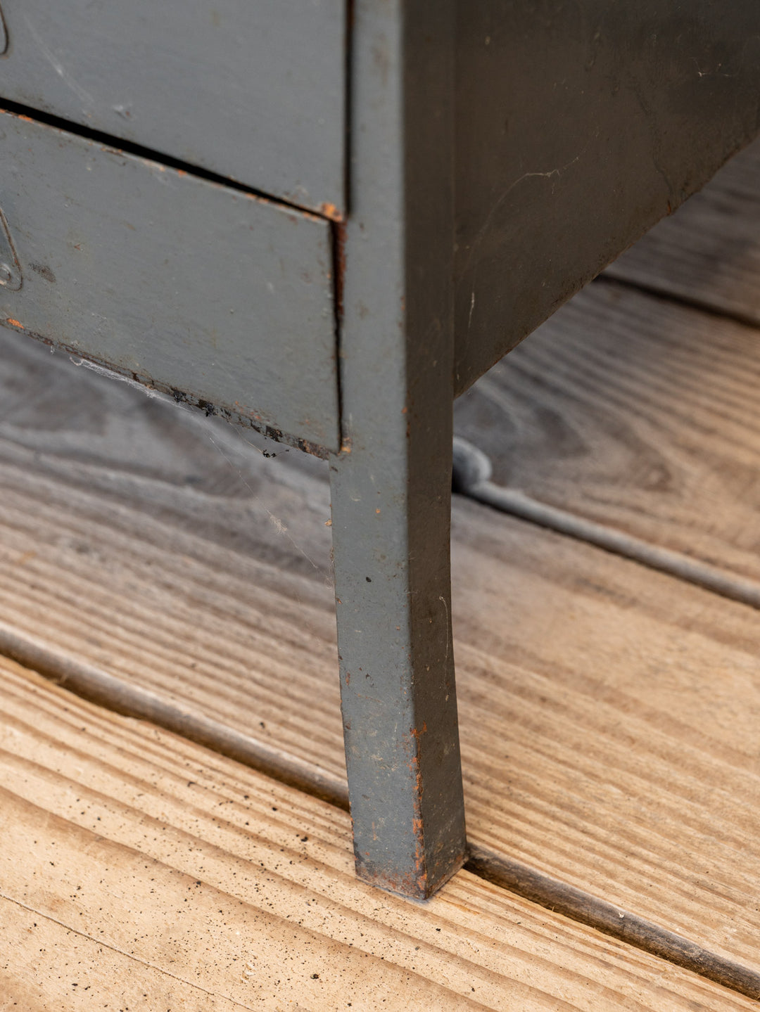 yvan-bureau-metal-540-15