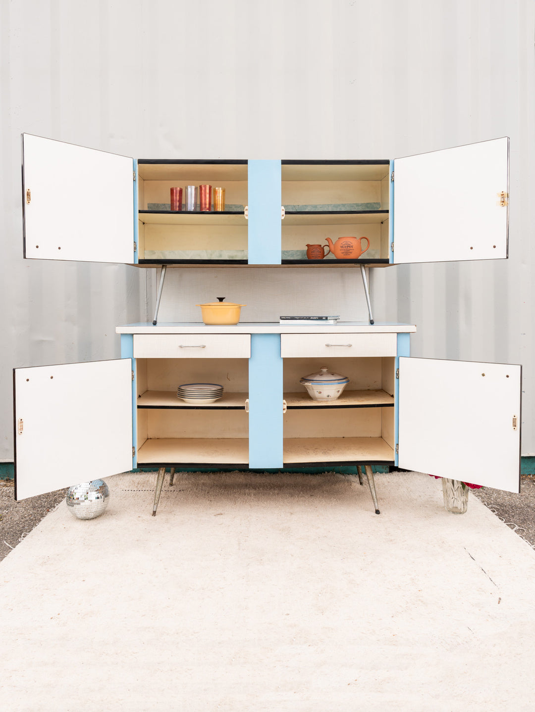 gilbert-buffet-formica-1693-2