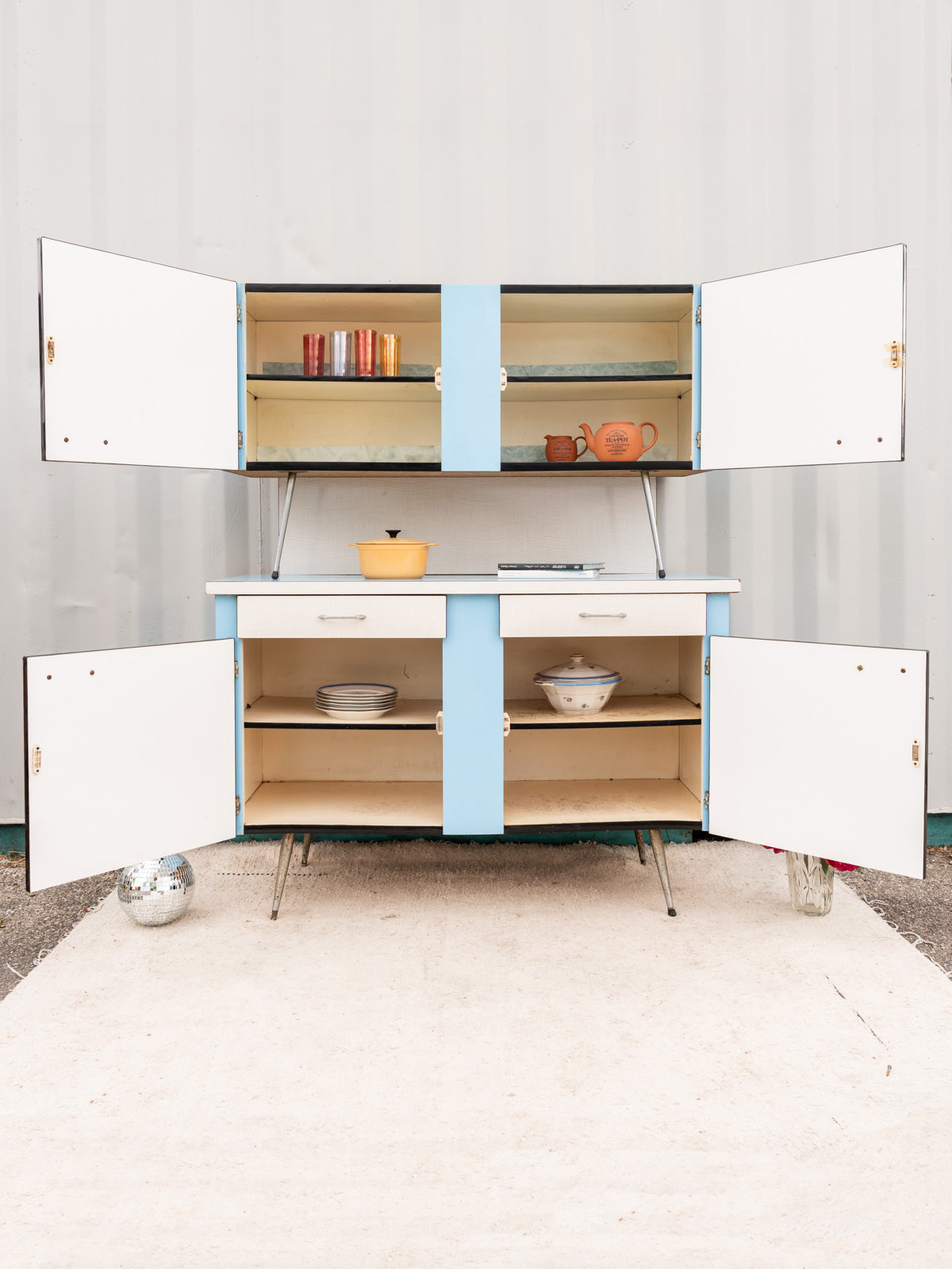 gilbert-buffet-formica-1693-2