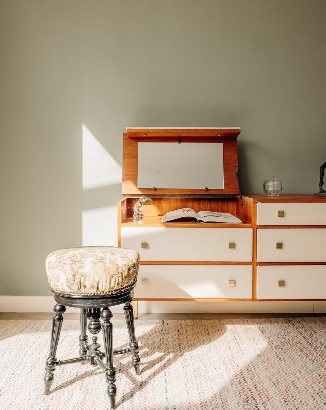 regis-tabouret-bois-906-1