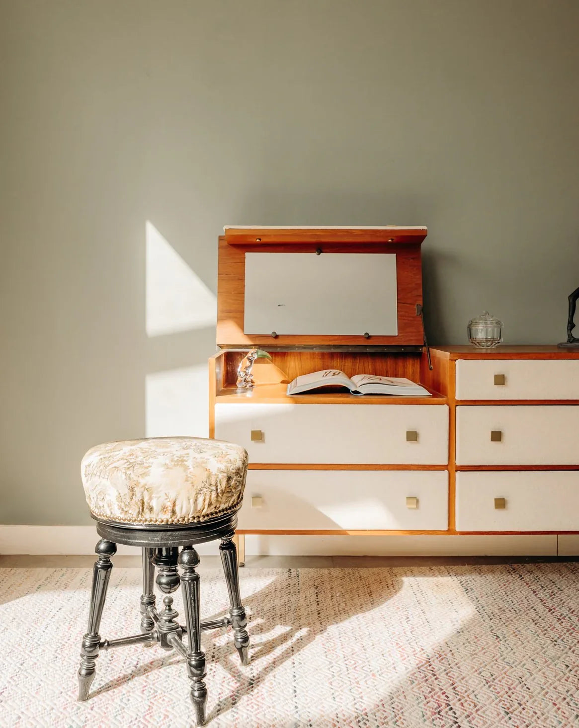 regis-tabouret-bois-906-1
