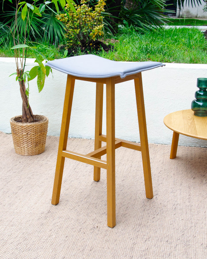 pierre-tabouret-bar-tissu-682-2