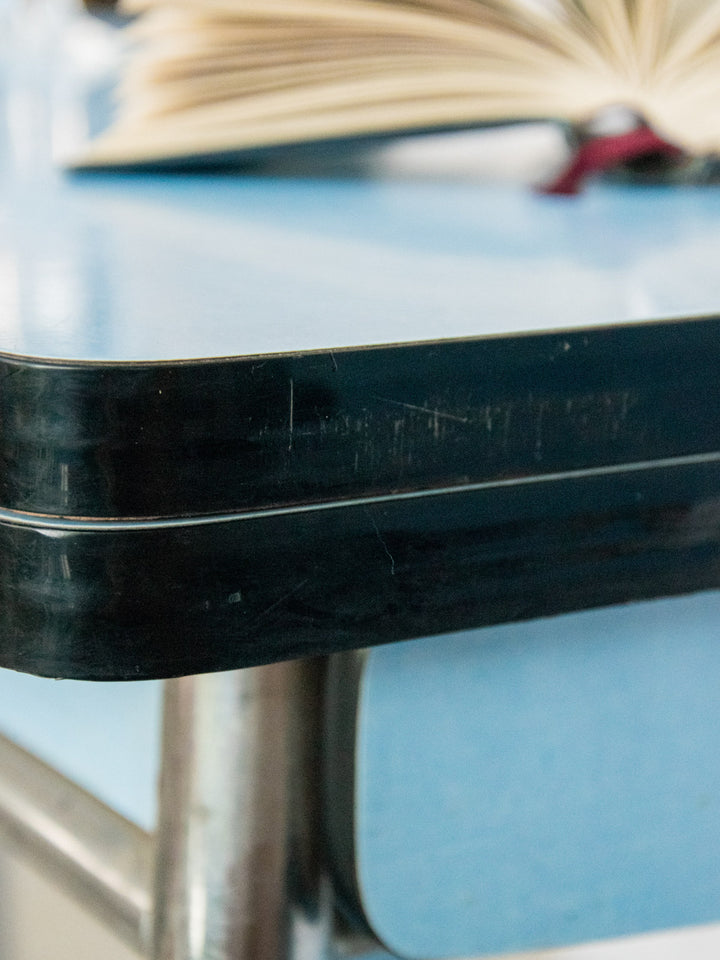 auguste-ensemble-table-et-chaises-formica-9-11