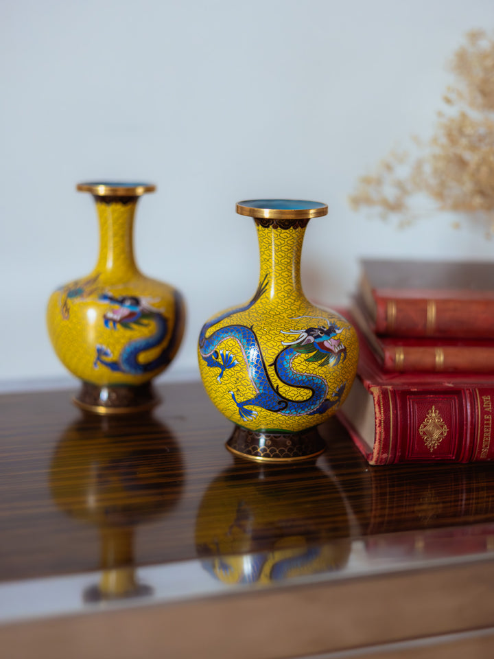 edmond-vase-metal-109-4