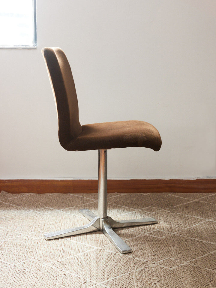 alma-chaise-chrome-1658-4