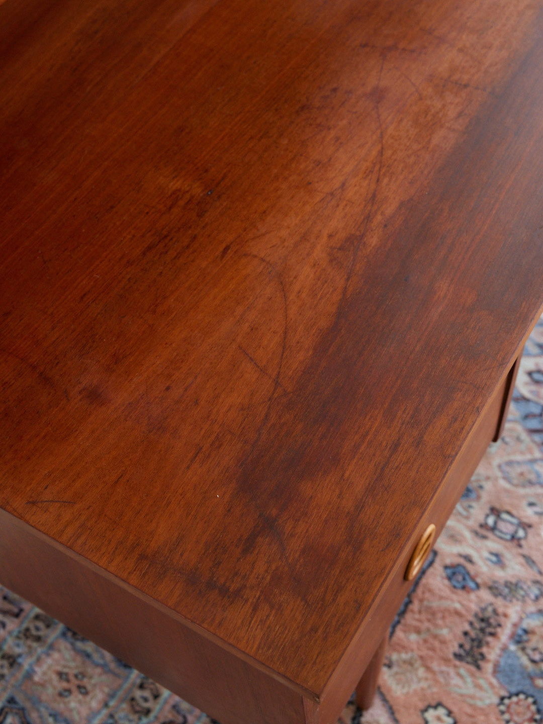 yvan-bureau-bois-597-8