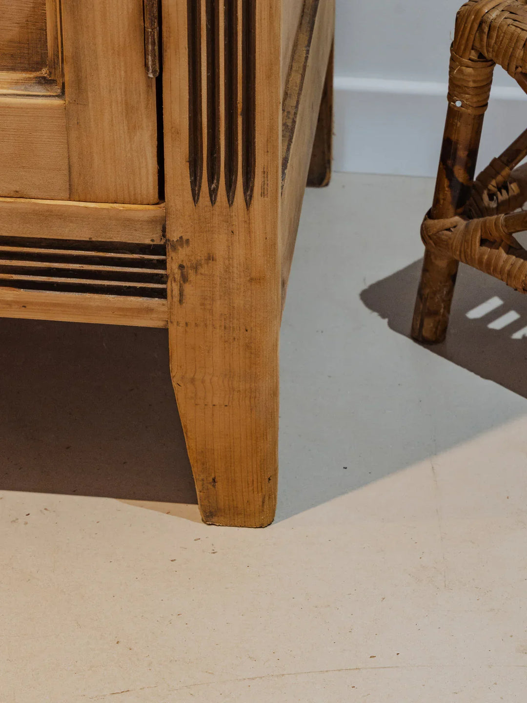 blandine-armoire-bois-411-10