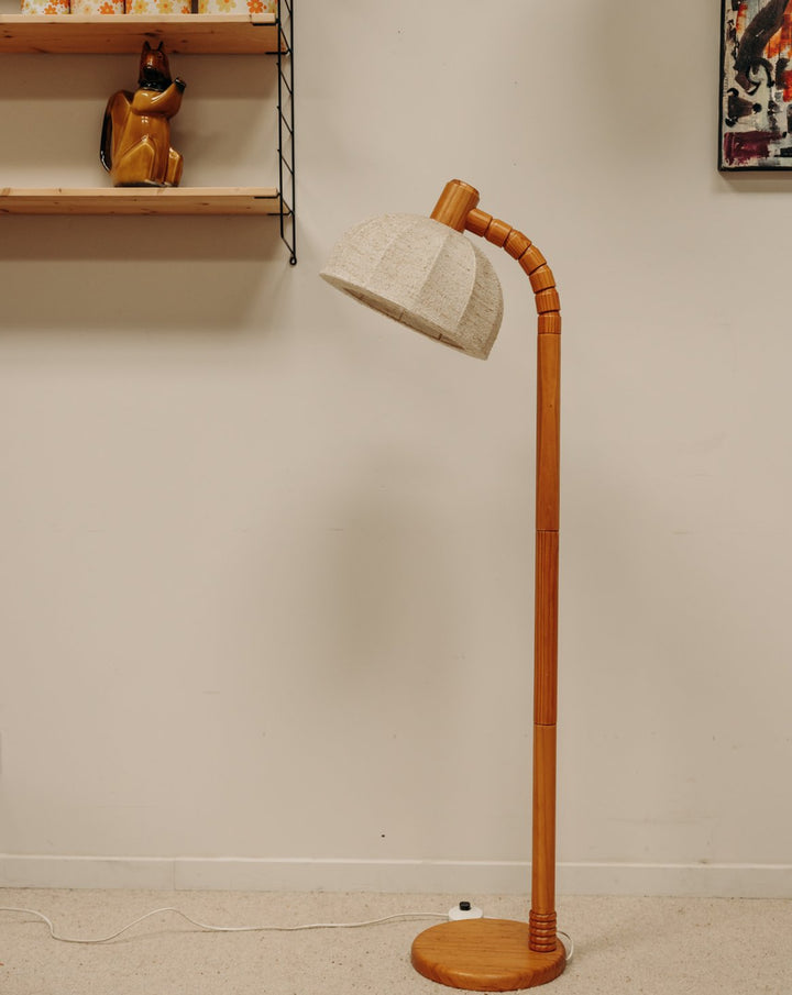 julien-lampadaire-bois-377-1