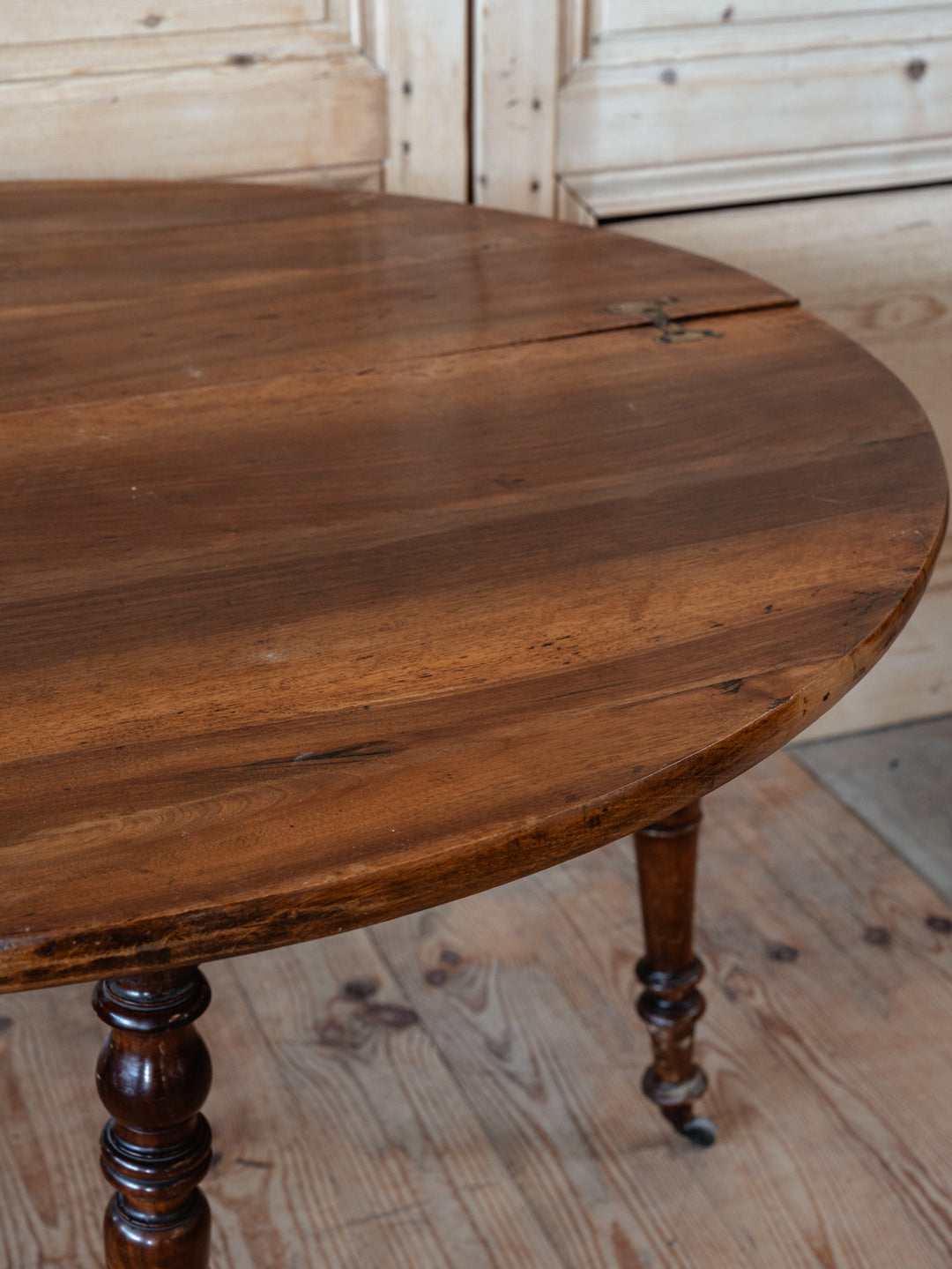 romy-table-a-manger-noyer-1615-7