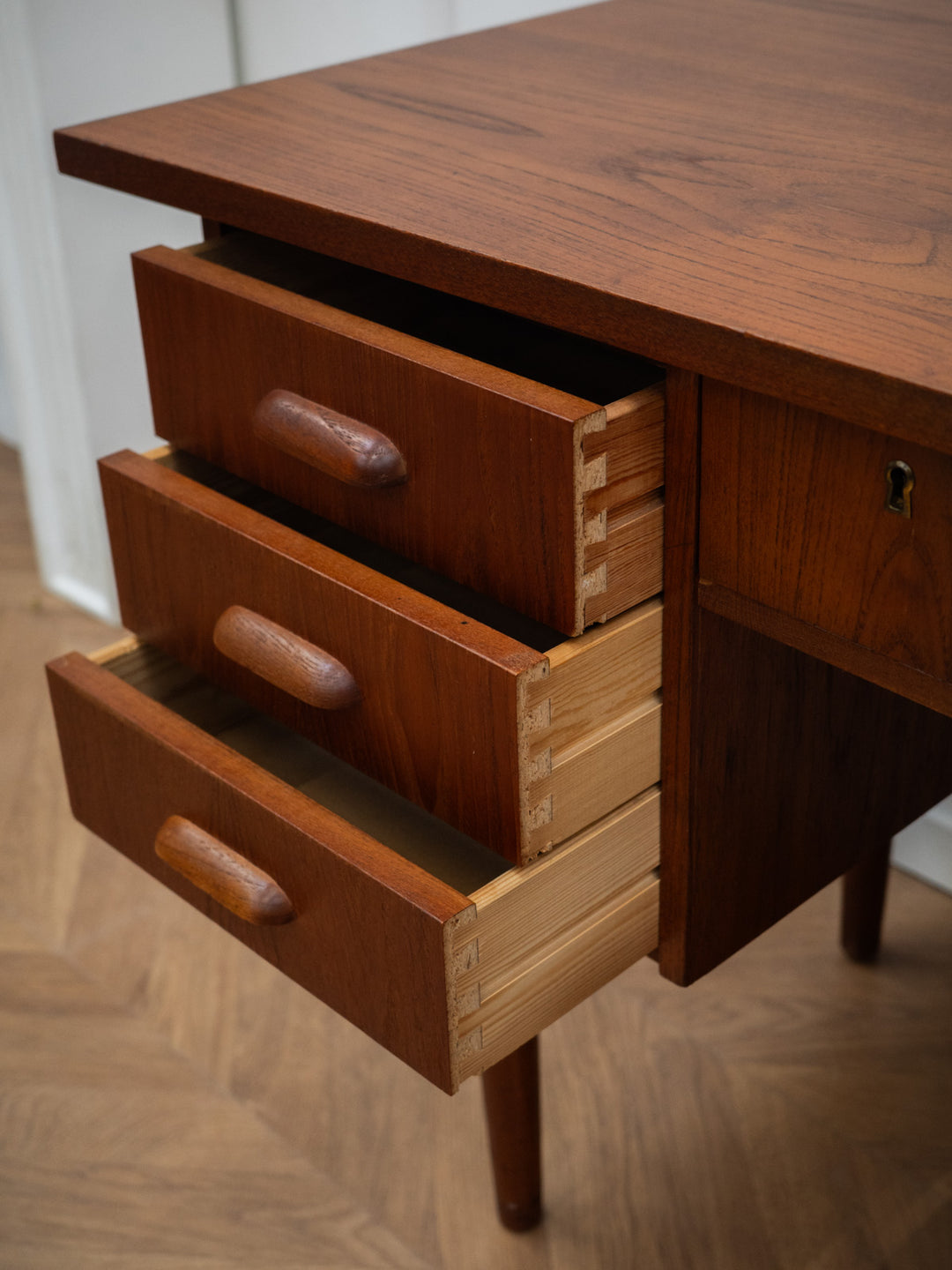 yvan-bureau-en-bois-193-5