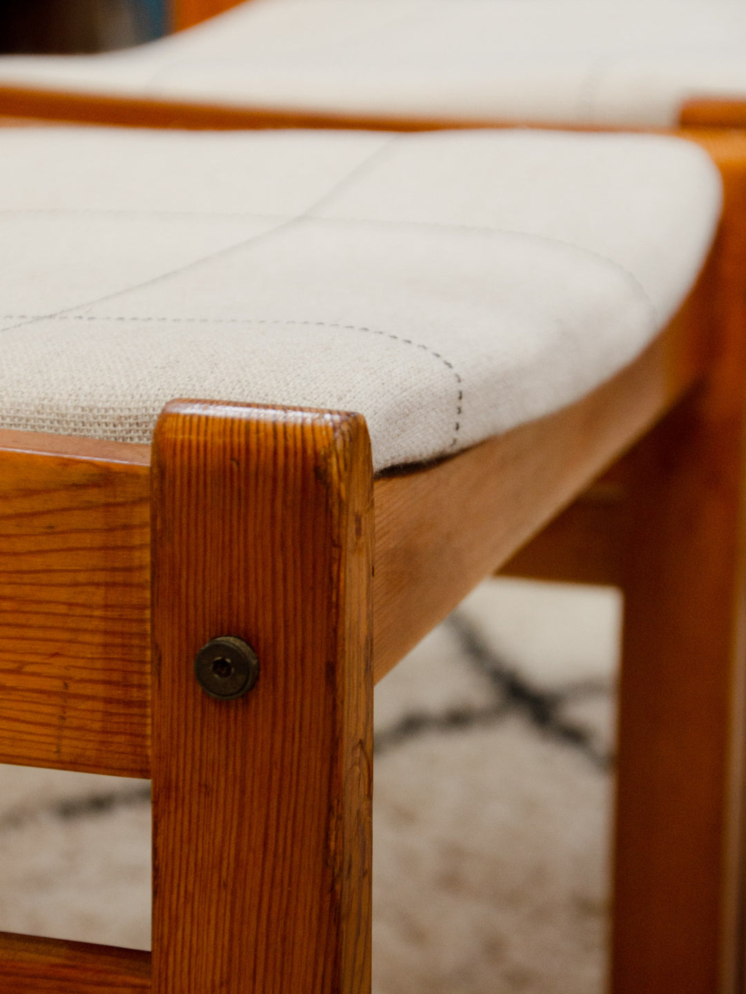 alma-chaise-pin-2139-6