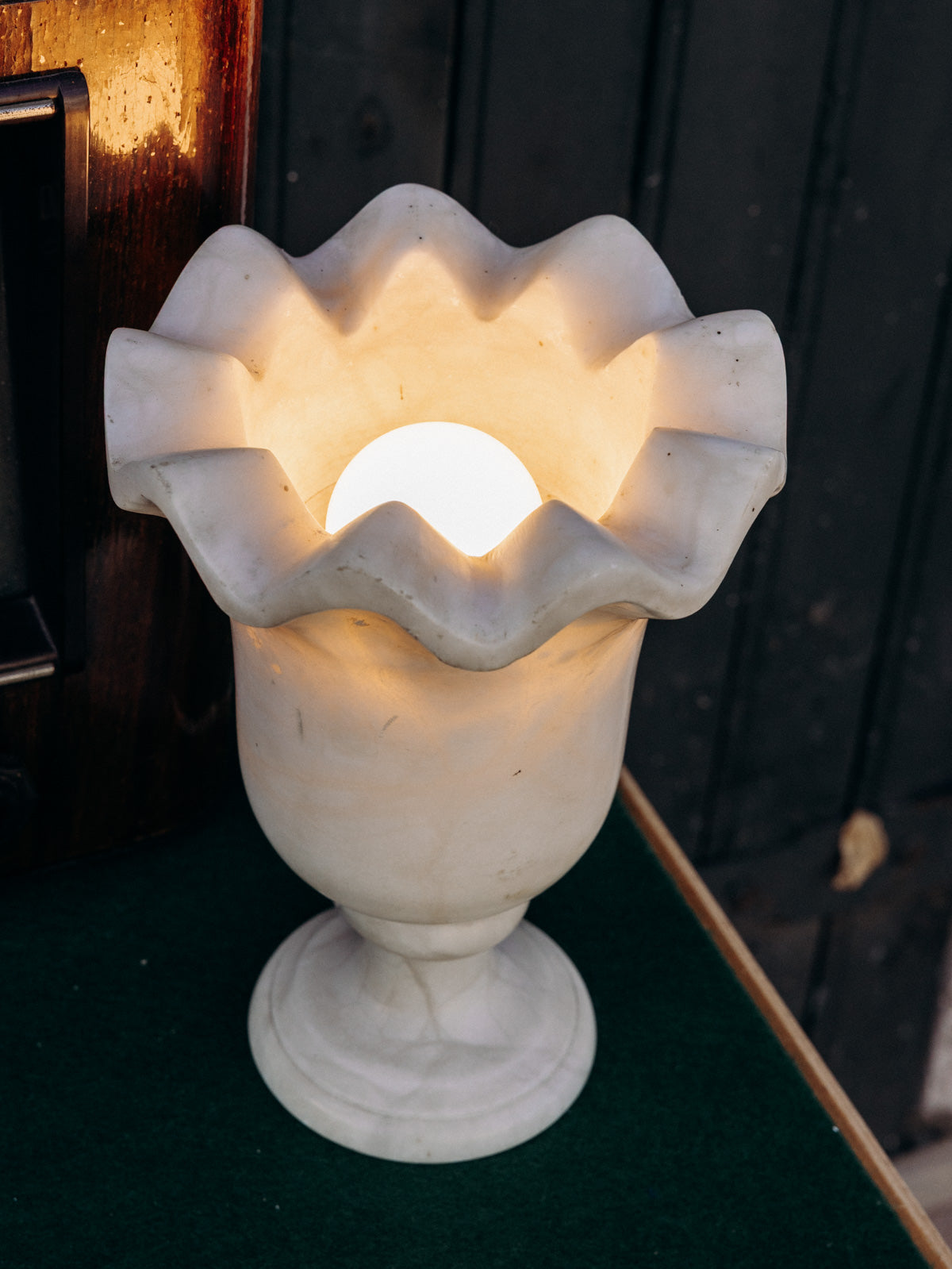 suzanne-lampe-a-poser-opaline-621-2