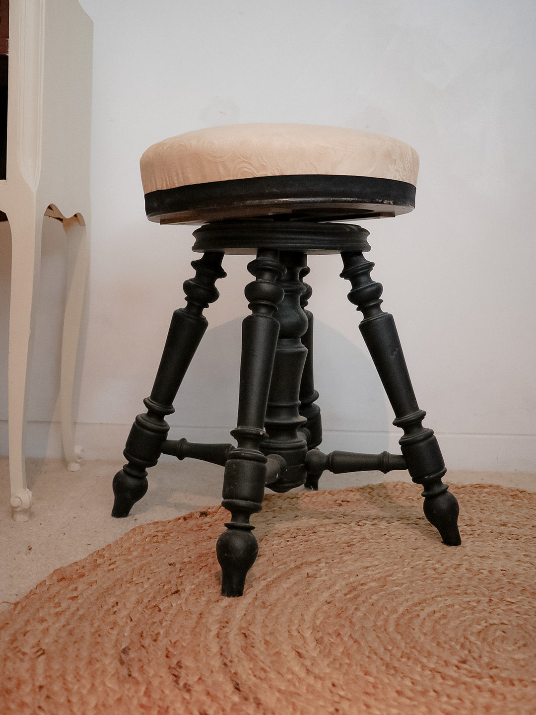 regis-tabouret-bois-799-3