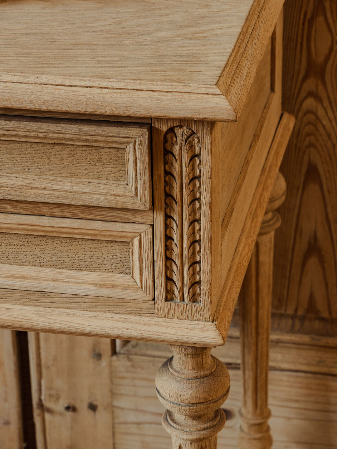 gilbert-buffet-bois-1557-9