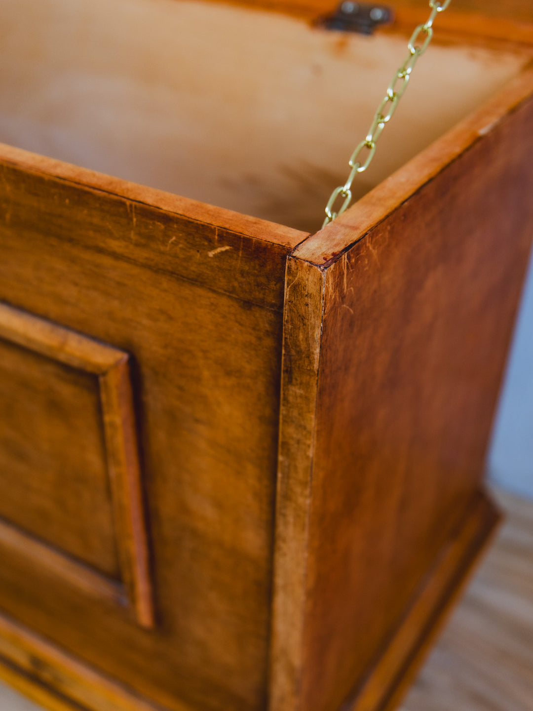 lucien-coffre-bois-103-10