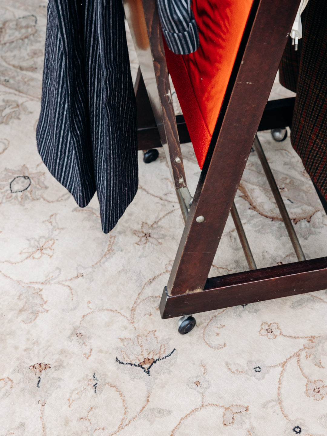 charlie-porte-manteau-bois-185-8