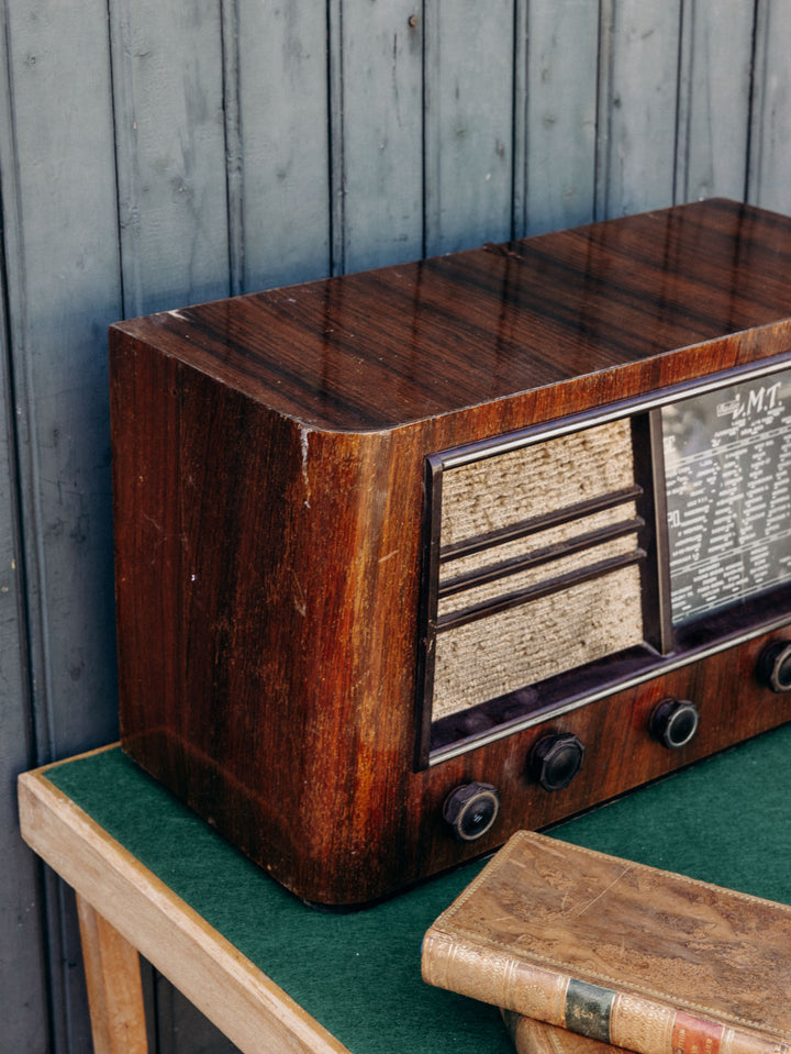 nour-appareil-electrique-vintage-bois-64-6