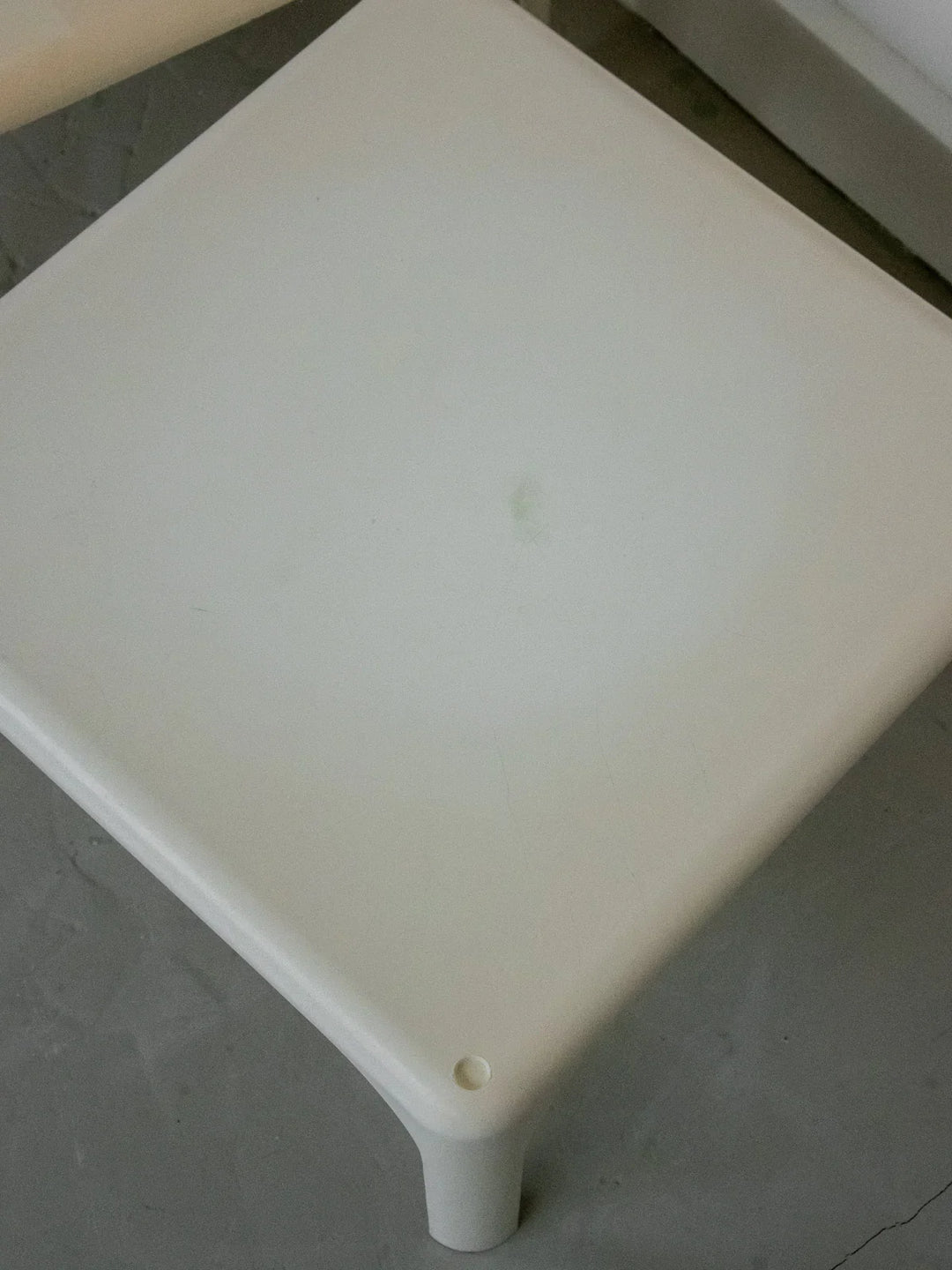 donna-table-basse-resine-830-11