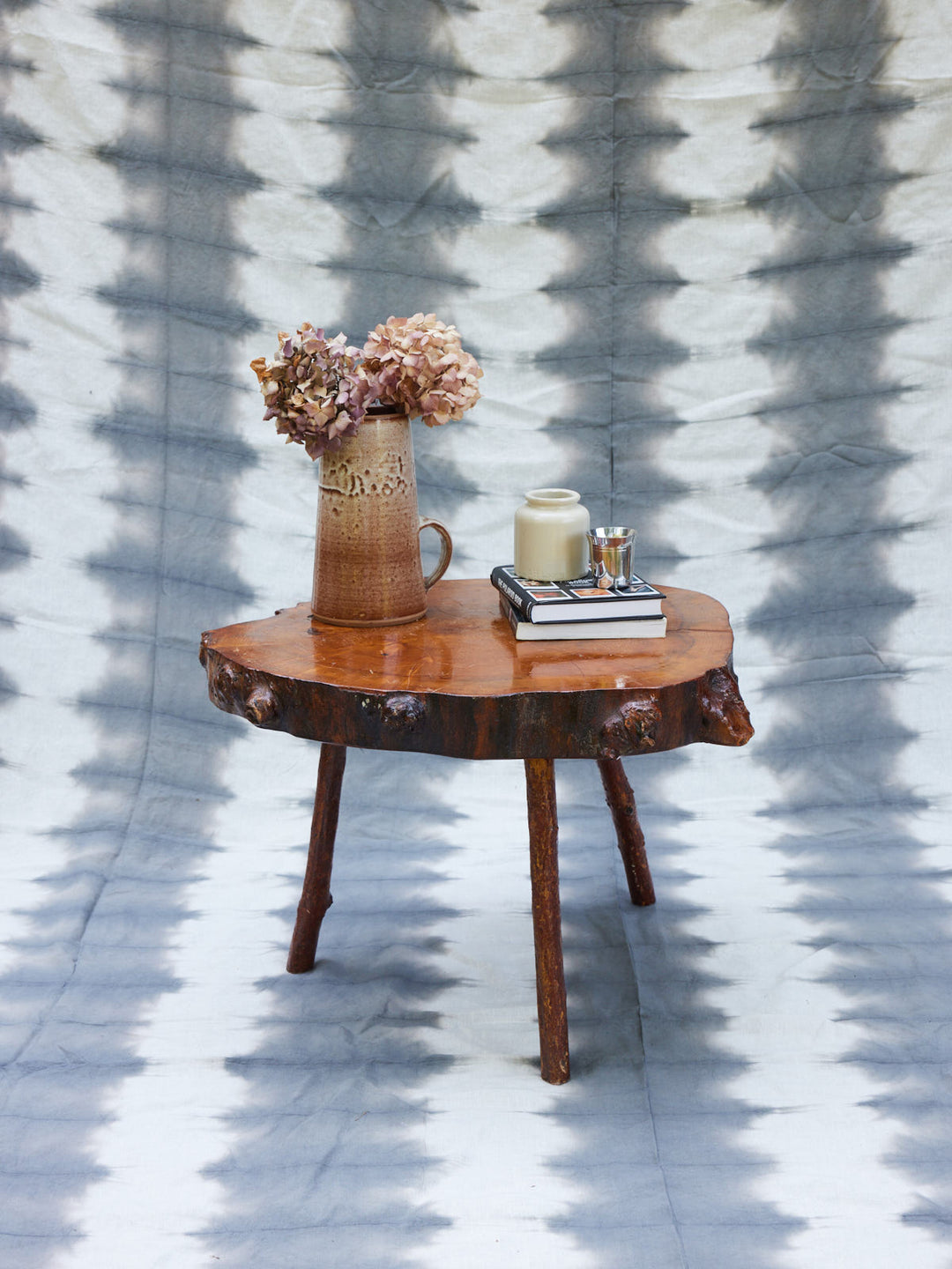 donna-table-basse-bois-brutaliste-design-1073-2