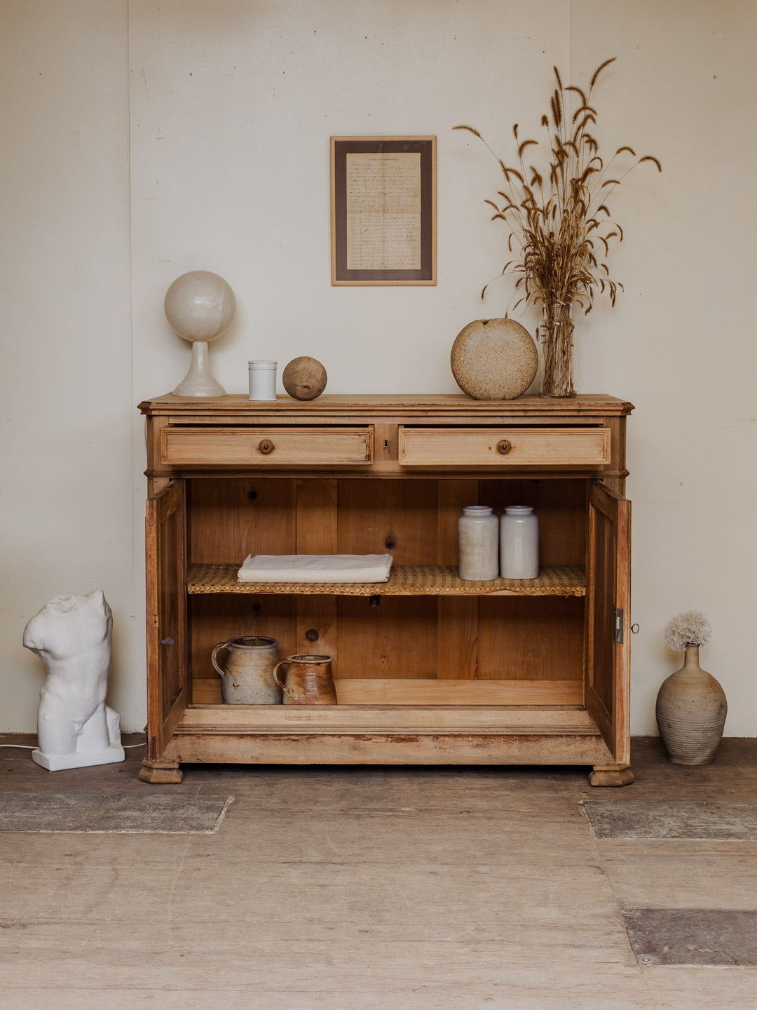 gilbert-buffet-noyer-1572-2