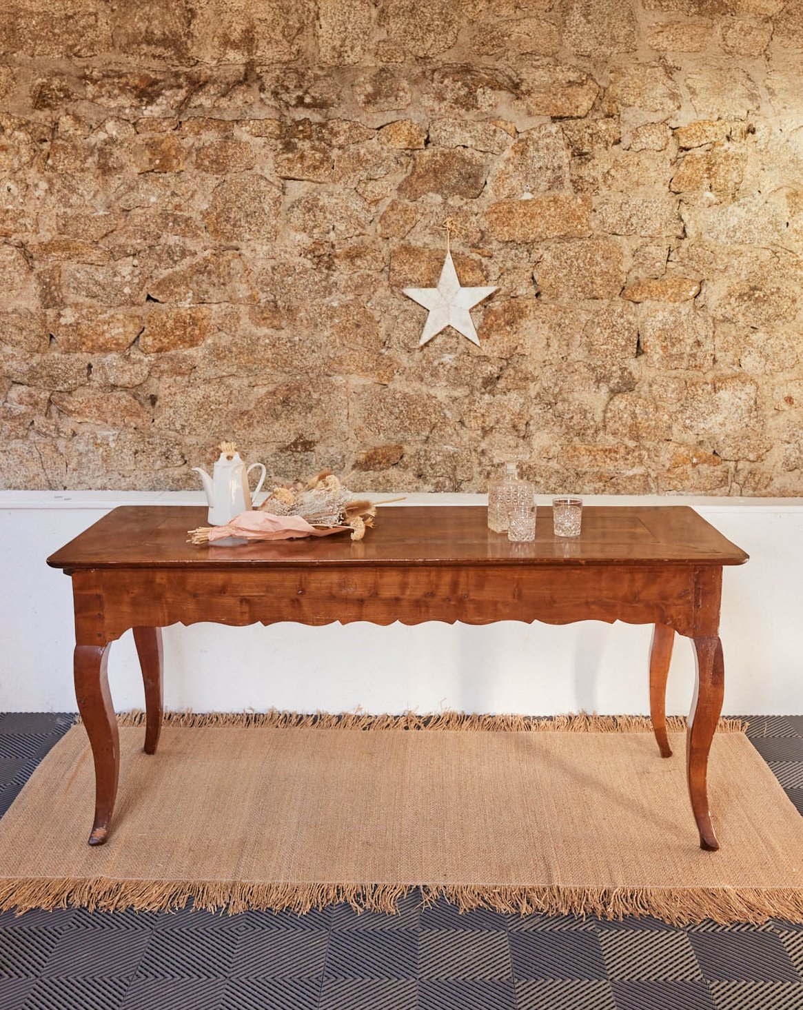 Our vintage furniture and second-hand furniture