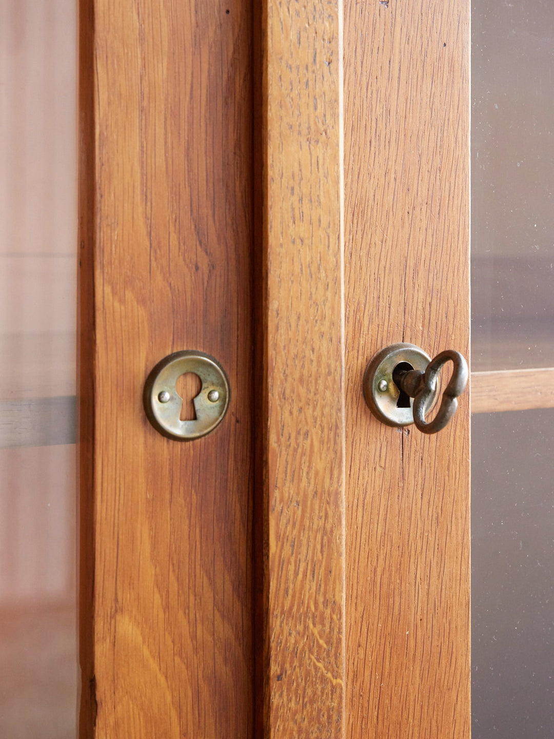 victoria-vitrine-bois-1304-5