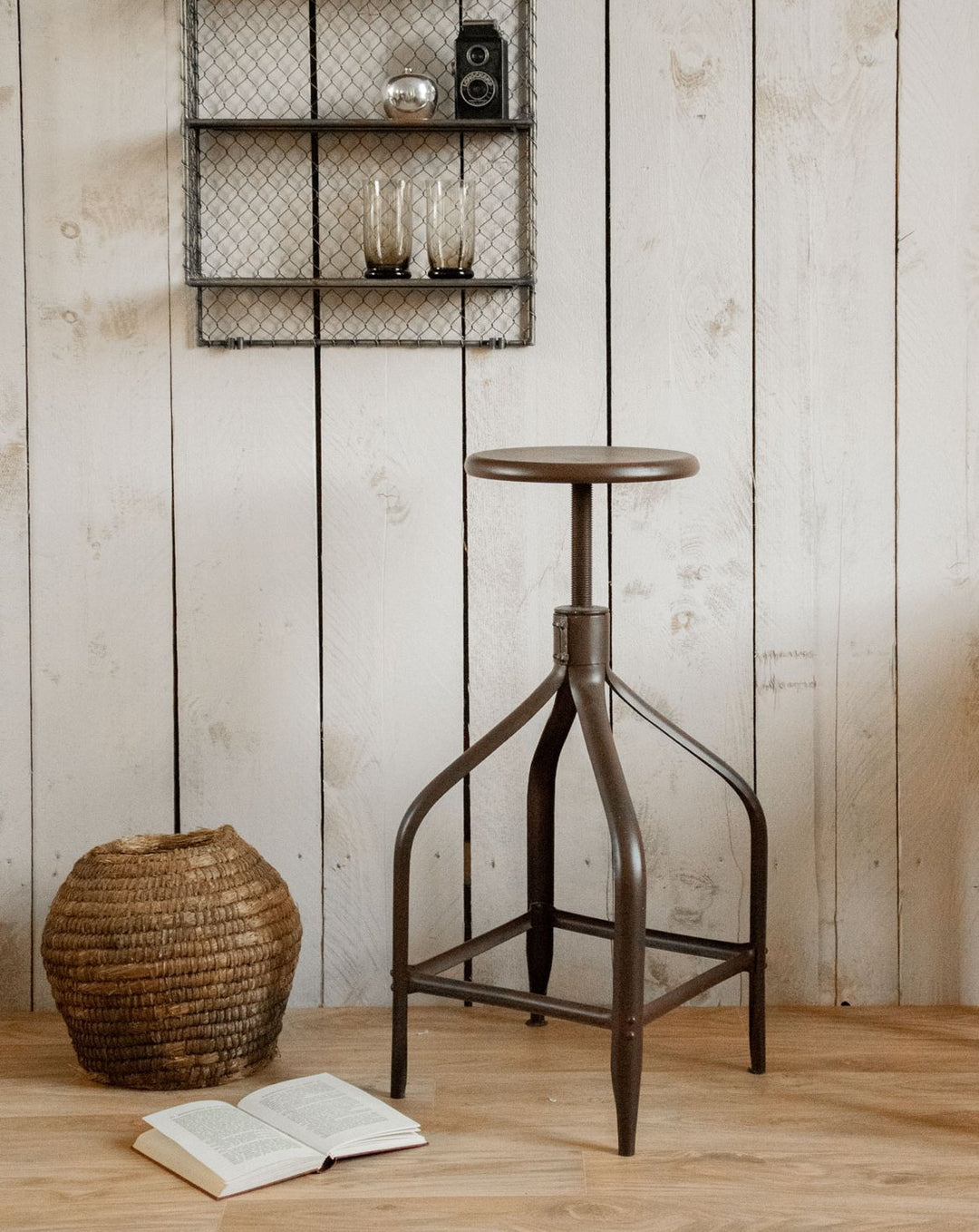 pierre-tabouret-bar-acier-32-1