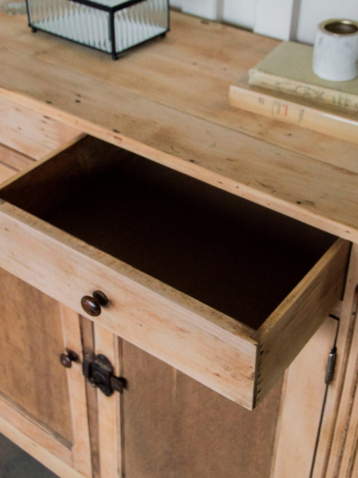 gilbert-buffet-bois-580-6