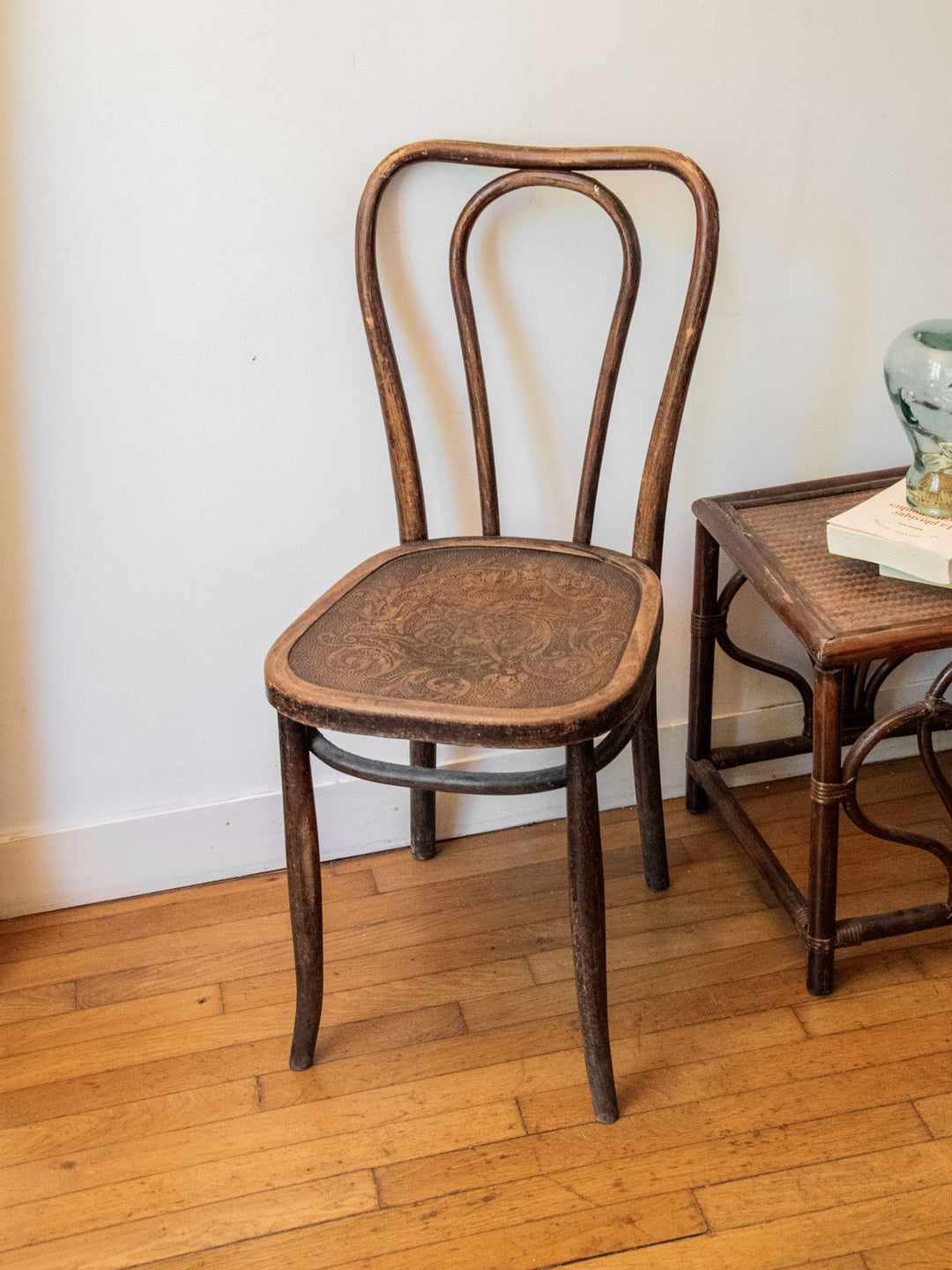 claude-chaise-bois-1061-3