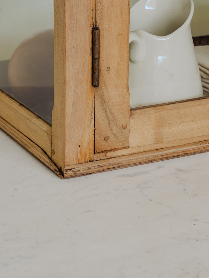 victoria-vitrine-noyer-103-12