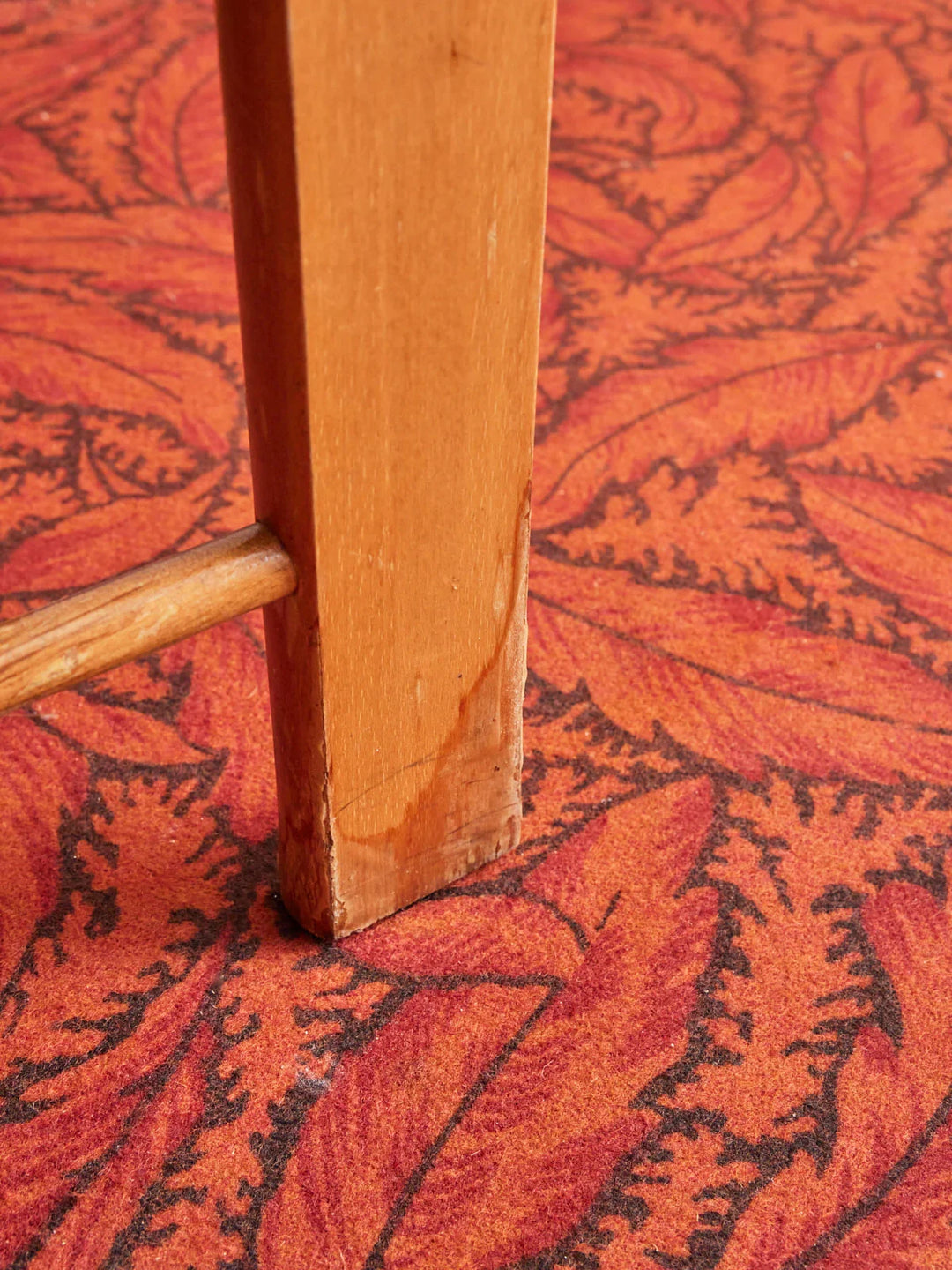 claude-chaise-pin-1011-7