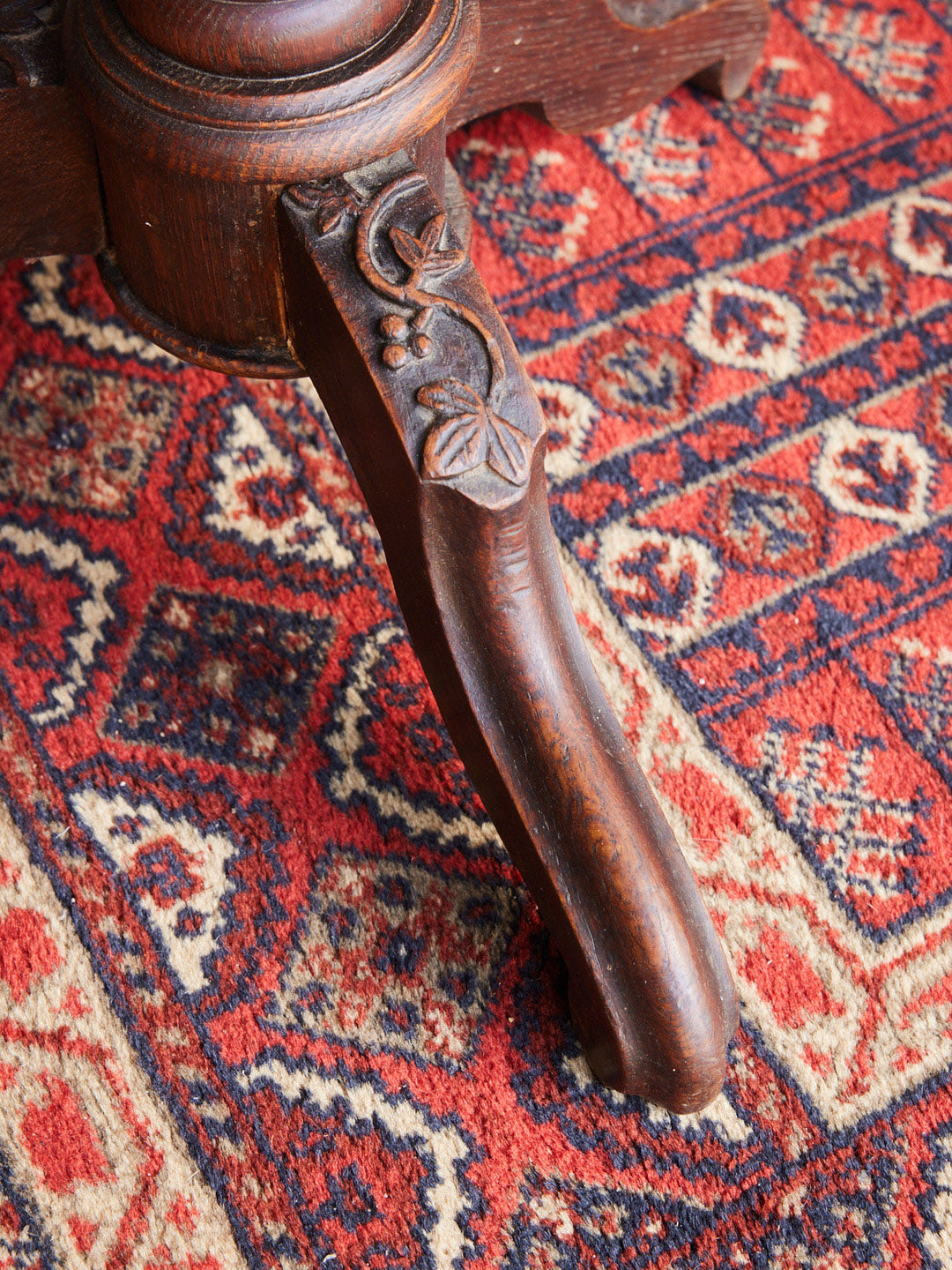 alfred-gueridon-bois-pied-tourné-vintage-213-4