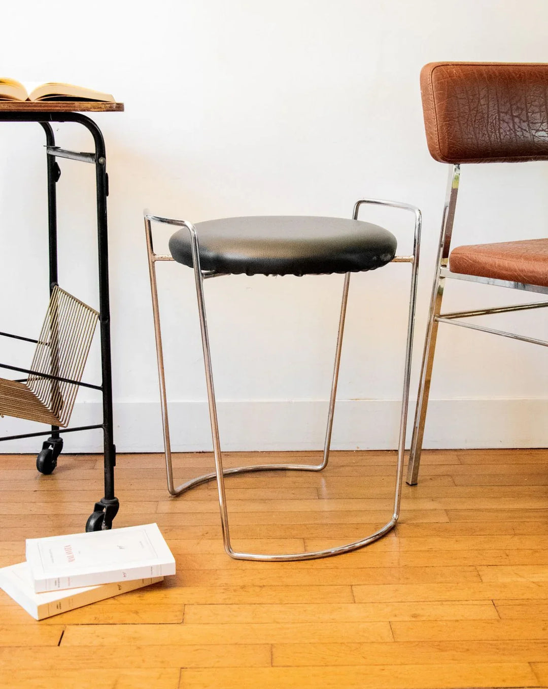 axel-tabouret-simili-cuir-630-1