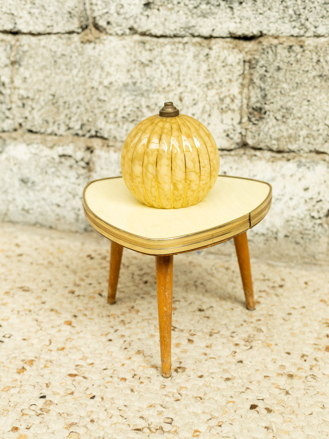 hanna-table-appoint-bois-tripode-1420-2