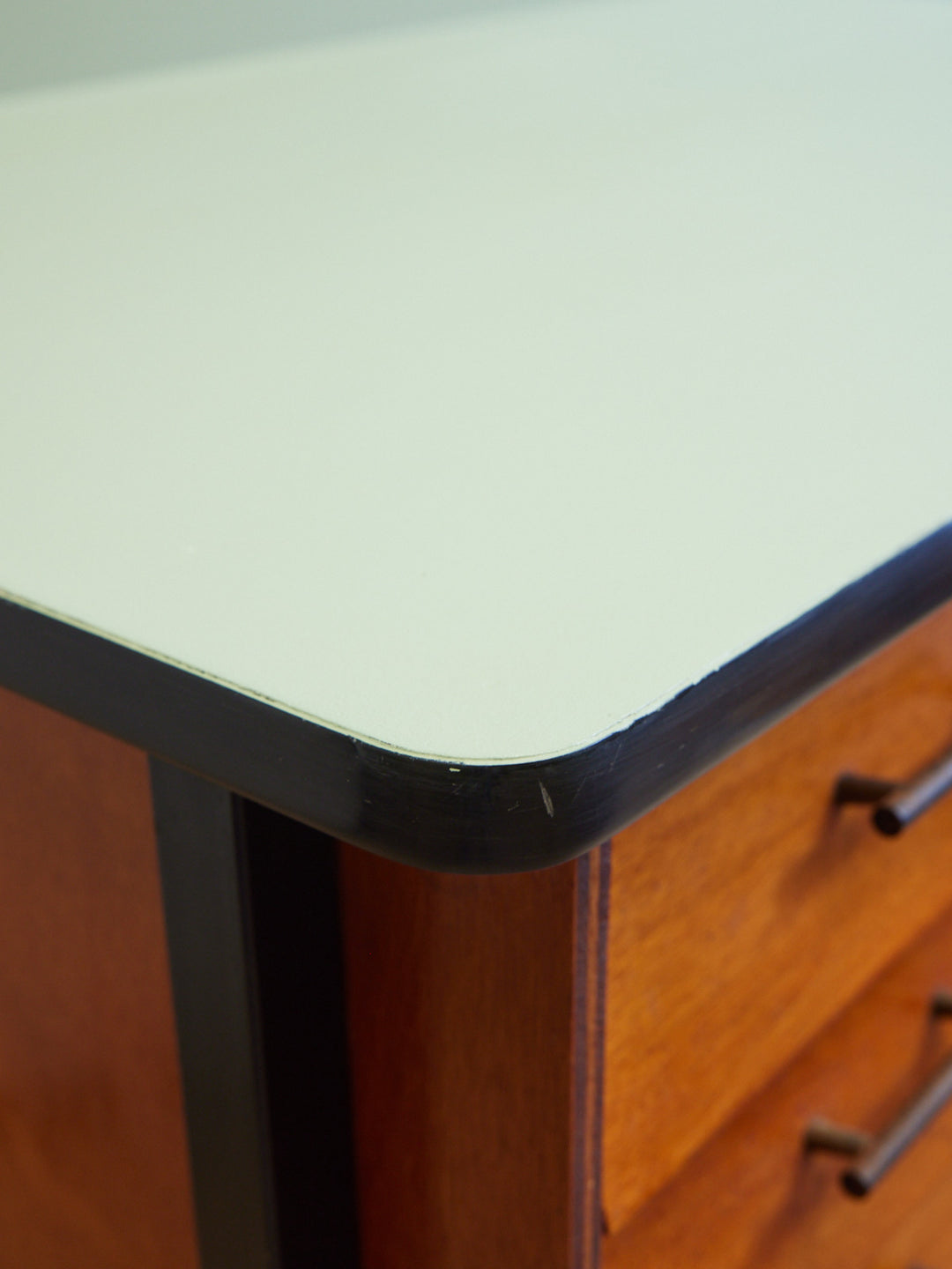 yvan-bureau-metal-bois-menthe-noir-vintage-575-6