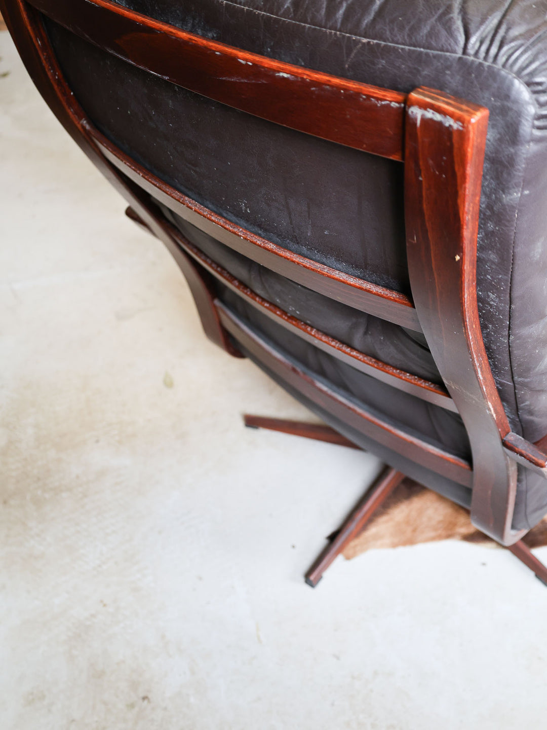 ernest-fauteuil-cuir-673-9