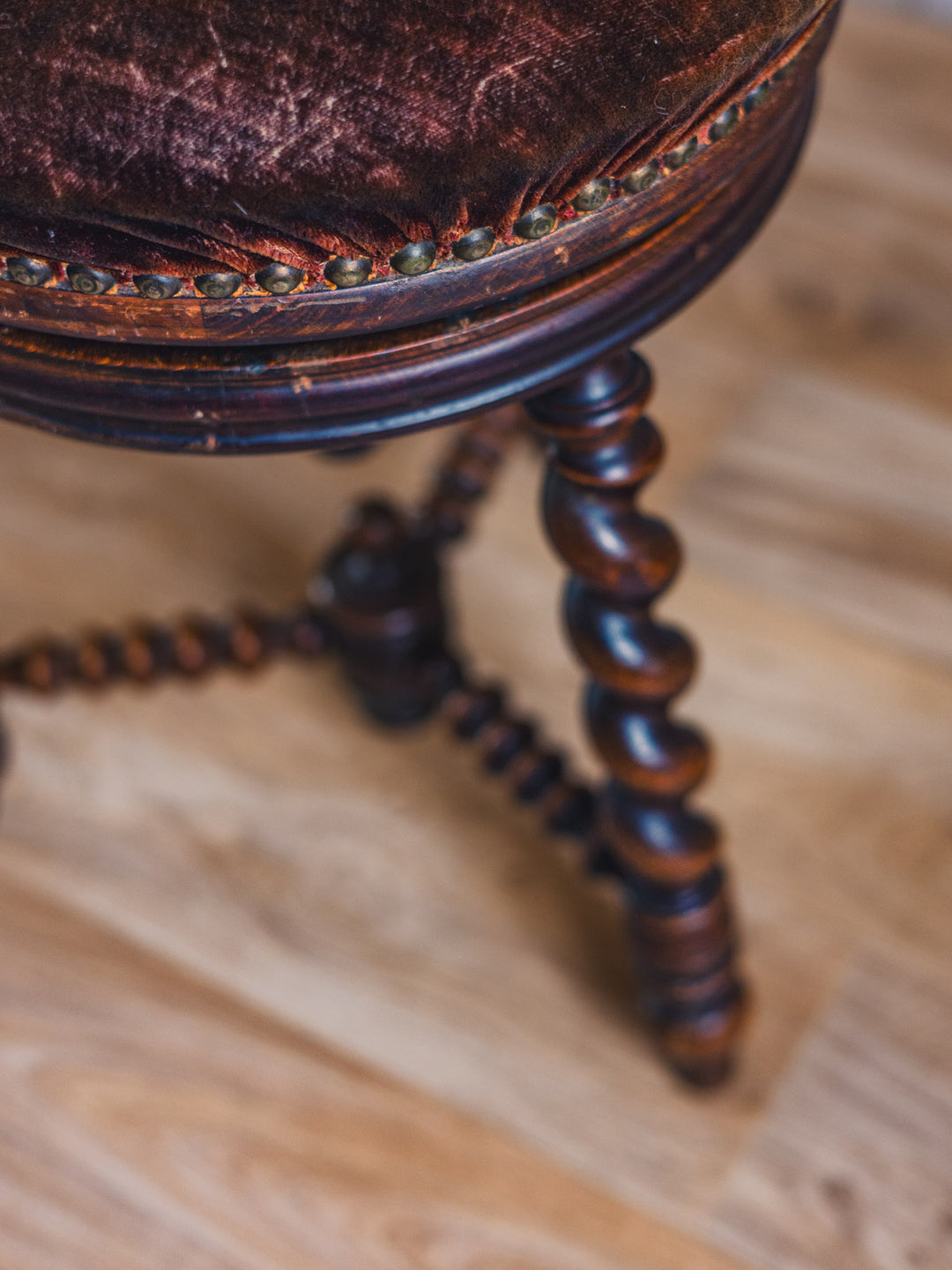 regis-tabouret-bois-791-8