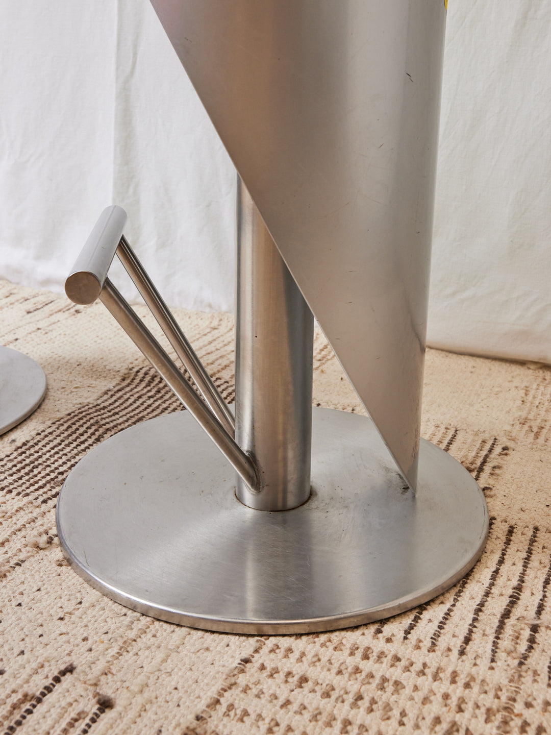 pierre-tabouret-bar-cuir-39-6