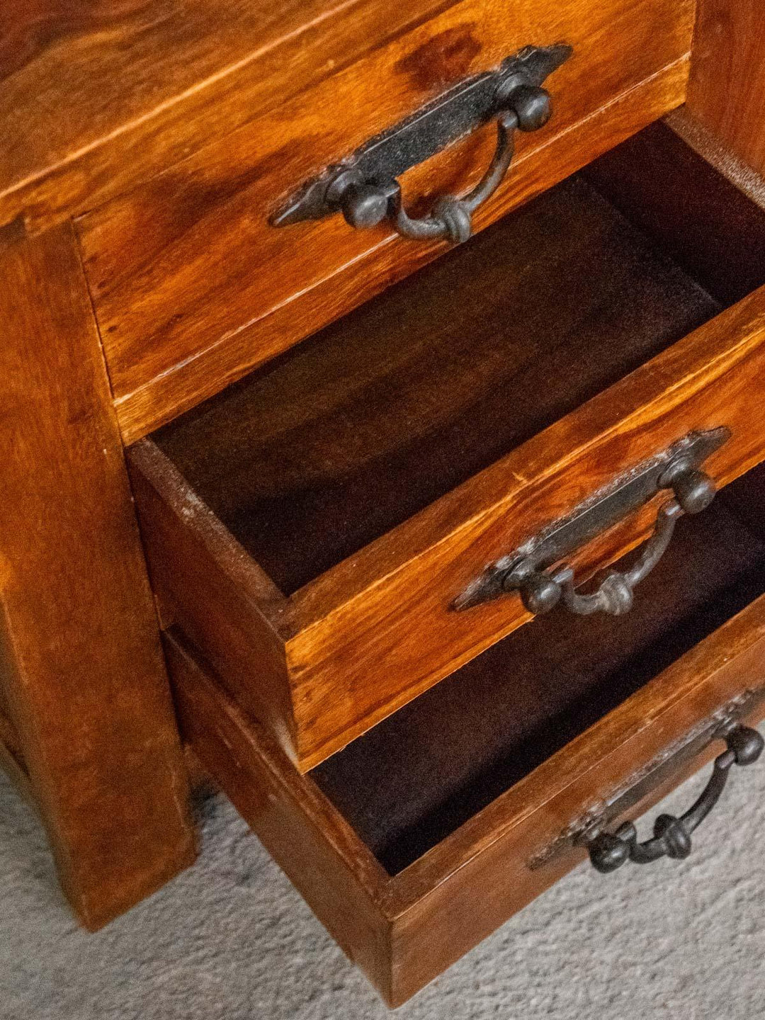 odile-table-chevet-bois-626-5