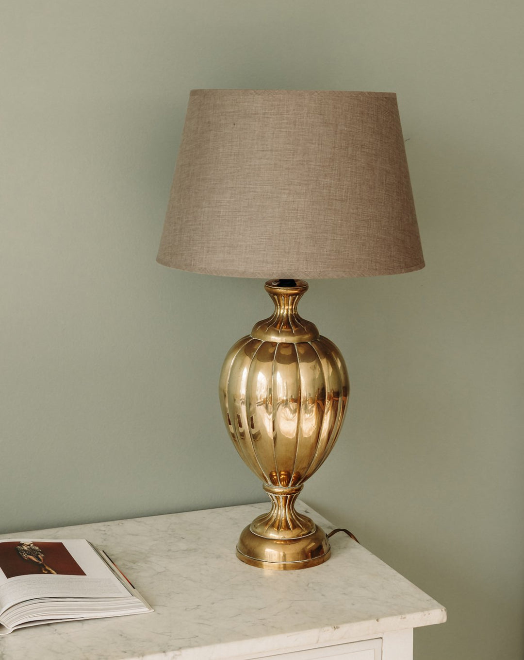 suzanne-lampe-à-poser-laiton-526-1