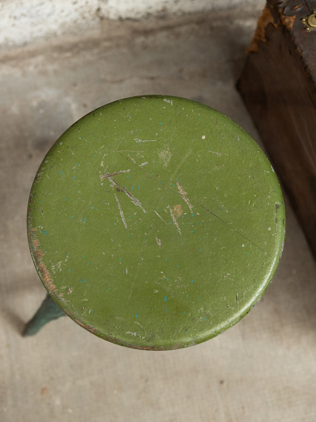 axel-tabouret-bois-vert-718-10