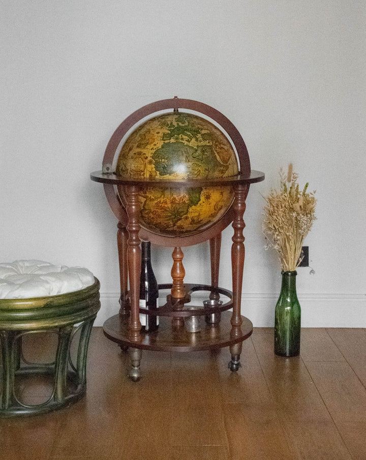 quentin-bar-globe-61-1